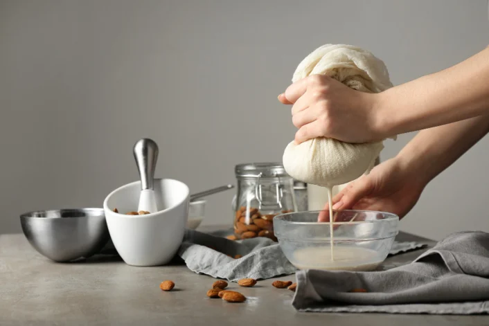 Receita de leite de amêndoas caseiro